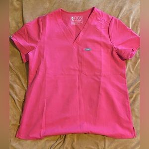 FIGS Women’s Hot Pink Catarina one pocket scrub top